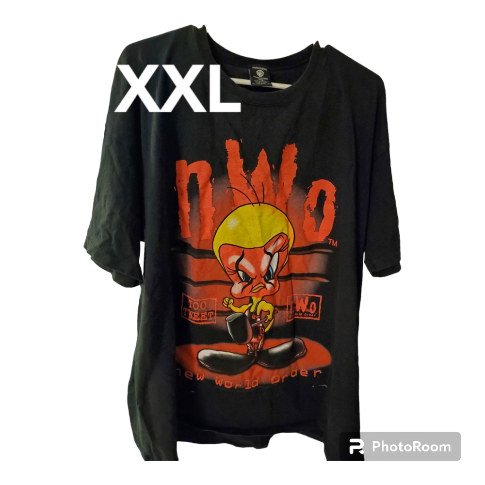 Vintage 1990's WCW NWO Looney Tunes Tweety Shirt Men’s XXL Warner Bros Store